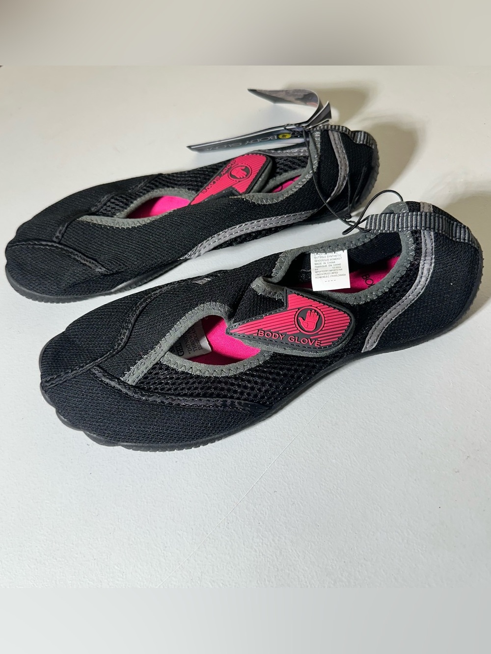 Body Glove Water Shoe, Women’s Size 7, Black & Pink Water Shoes, New